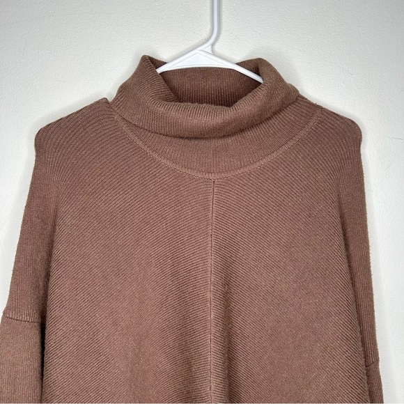 Universal Standard Chevron Mocha Caramel Brown Turtleneck Sweater 3XS - Picture 4 of 7